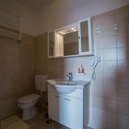 Bed & Breakfast Studio Apartman Rovinj *